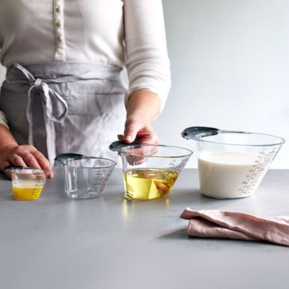 The Pampered Chef Easy Read Measuring Cup Set